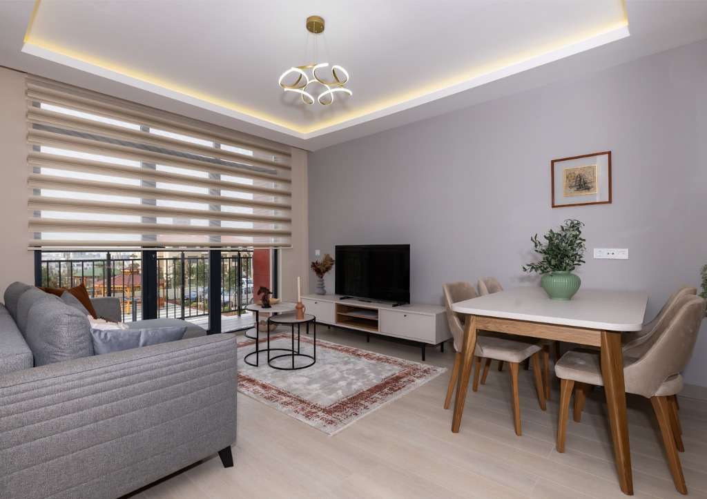 Modern Aile Salonu & Yemek Bölümü