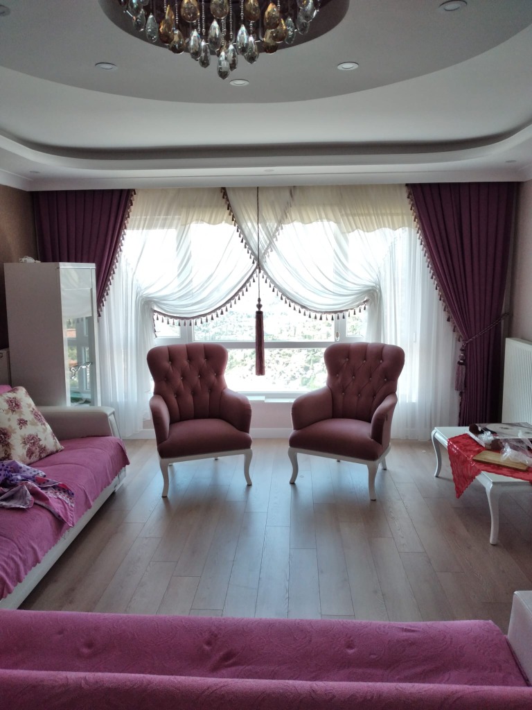 Fuşya & Mürdüm Kruvaze Salon Fonu
